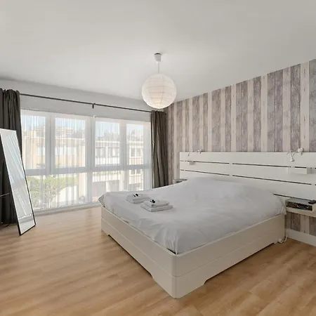 Ruime Woning 10p Met Zonnige Tuin & Nabij *