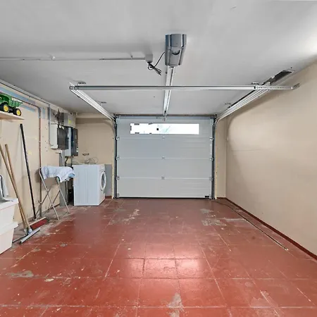 Ruime Woning 10p Met Zonnige Tuin & Nabij Blankenberge